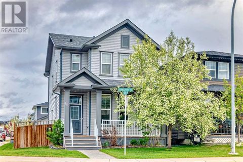 102 Evanspark Road NW Calgary AB T3P0G6