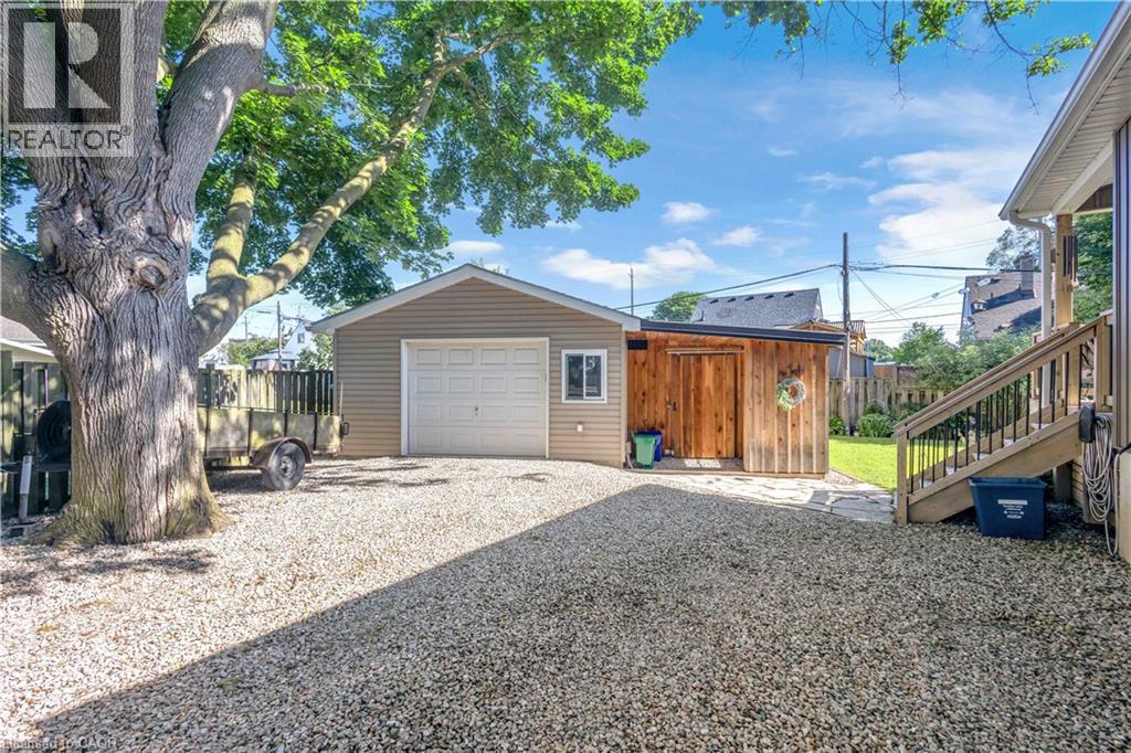 71 ALEXANDER Drive