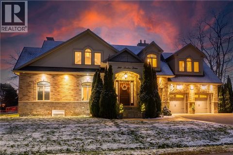 390 SEATON Drive Oakville ON L6L3Y2