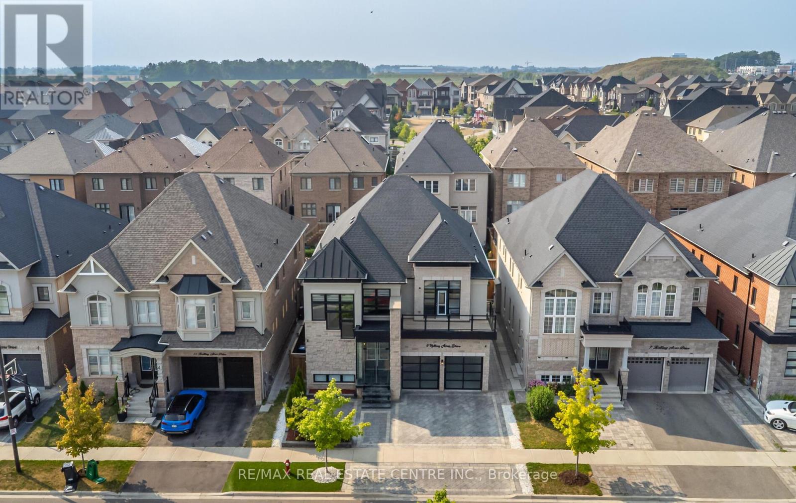 9 ROLLING ACRES DRIVE