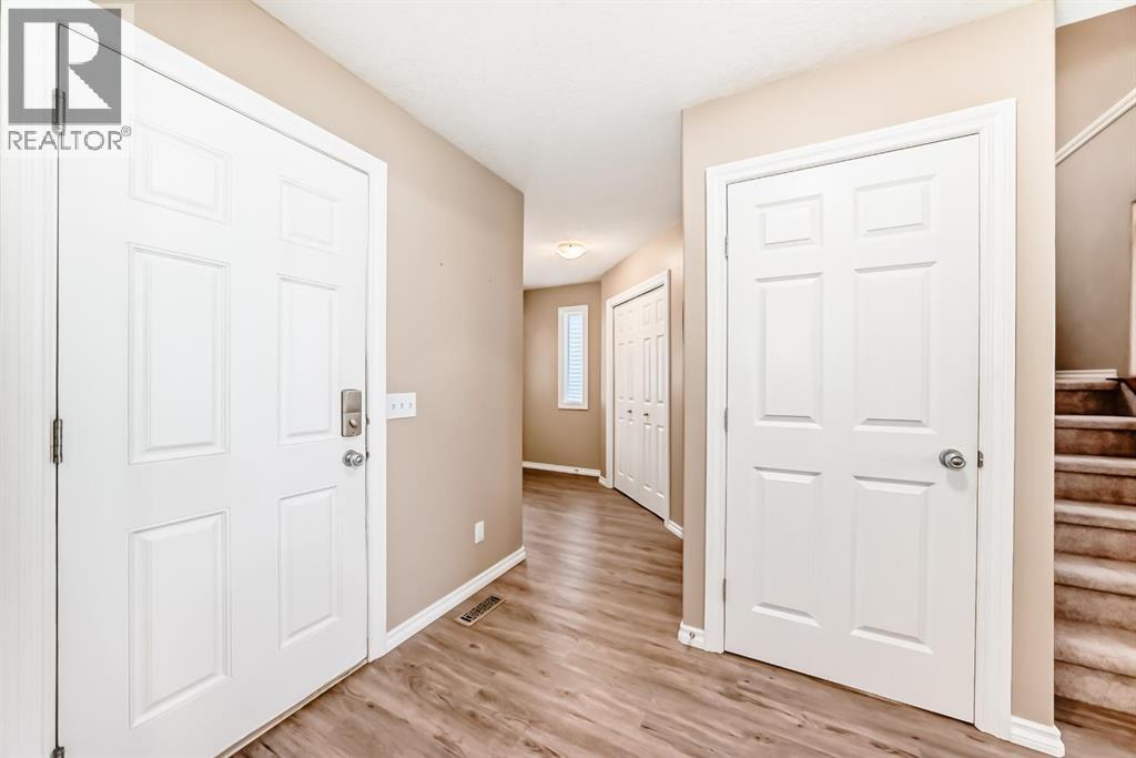 47 Royal Crest Court NW