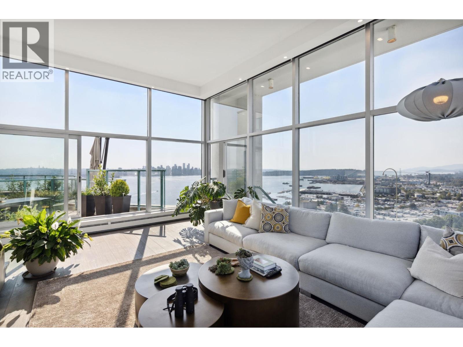 2901 120 W 2ND STREET