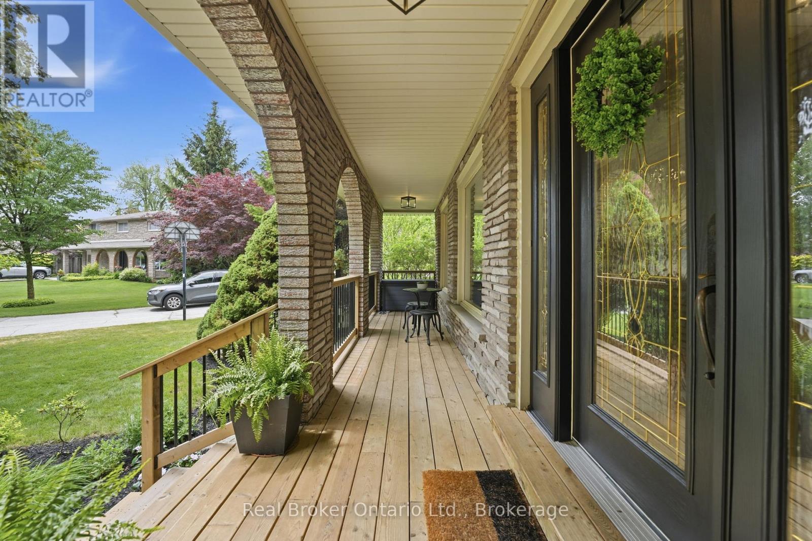245 APPLEVALE COURT