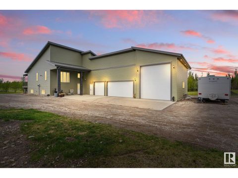 52156 RGE ROAD 223 Rural Strathcona County AB T8C1A7