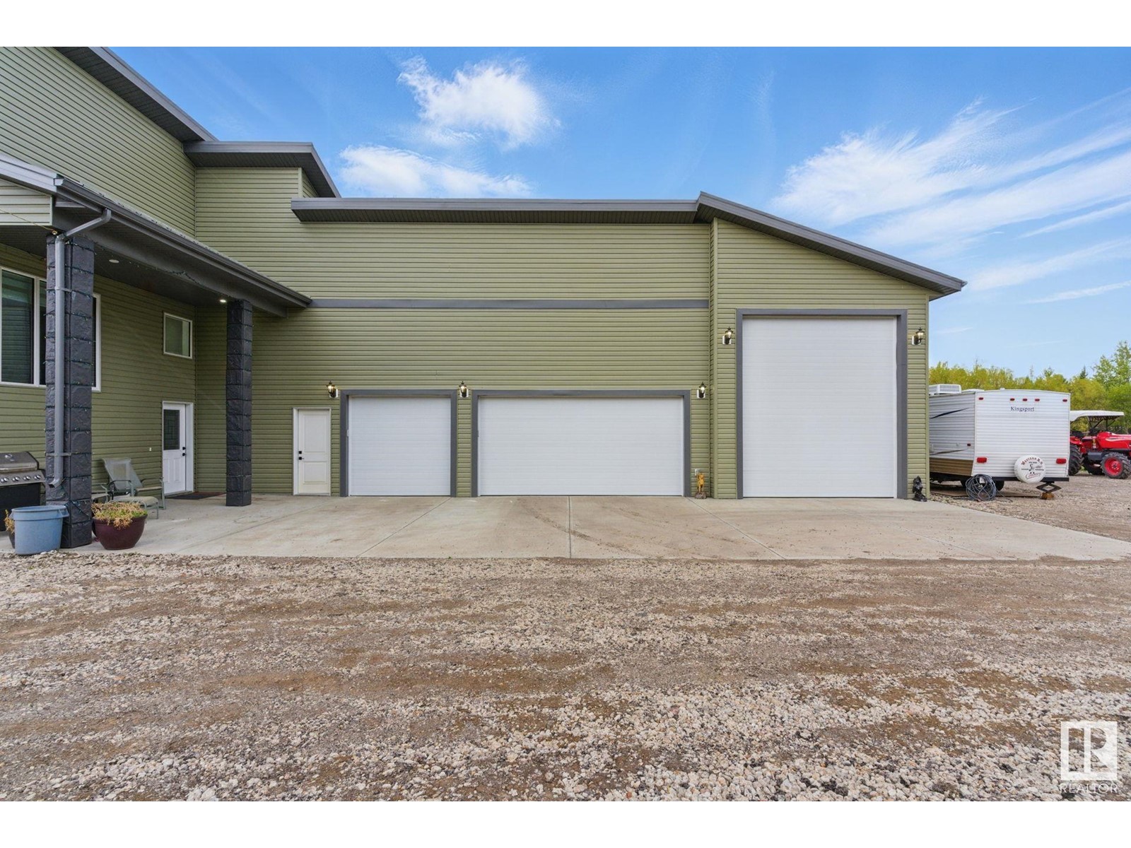 52156 RGE ROAD 223