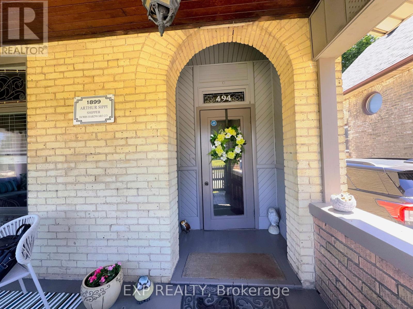 494 ENGLISH STREET