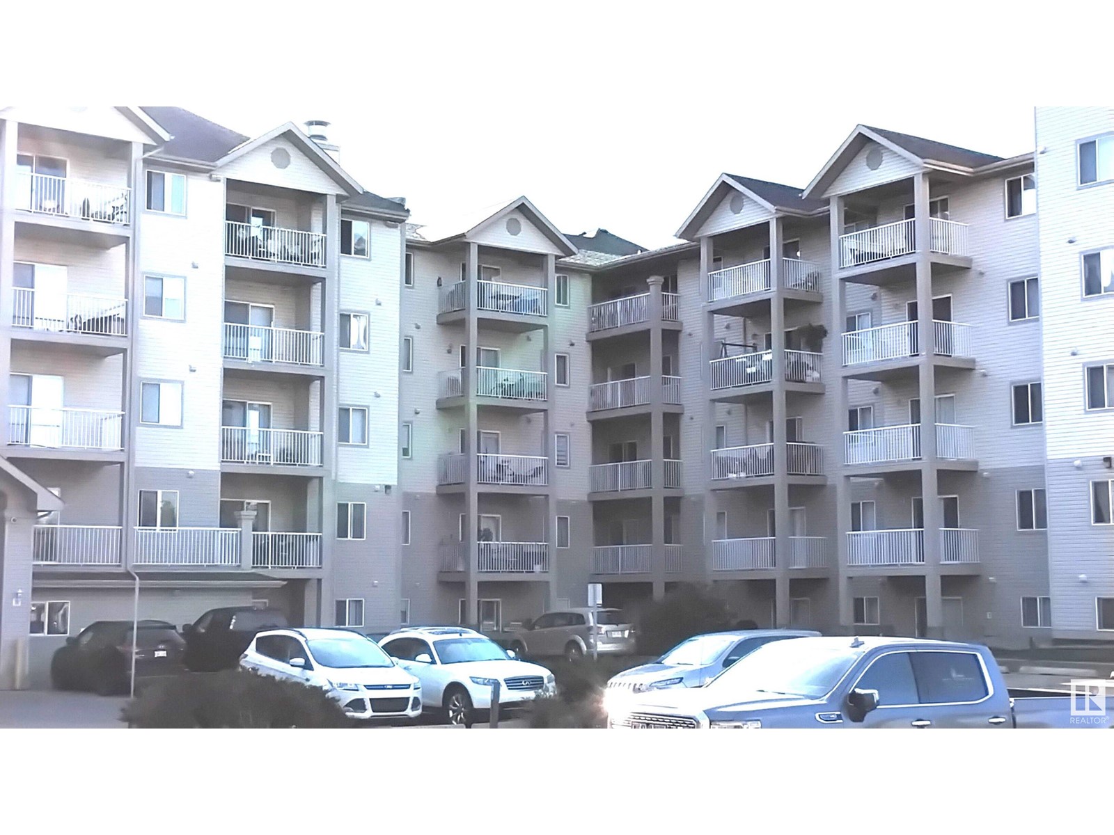 #509 7511 171 ST NW NW