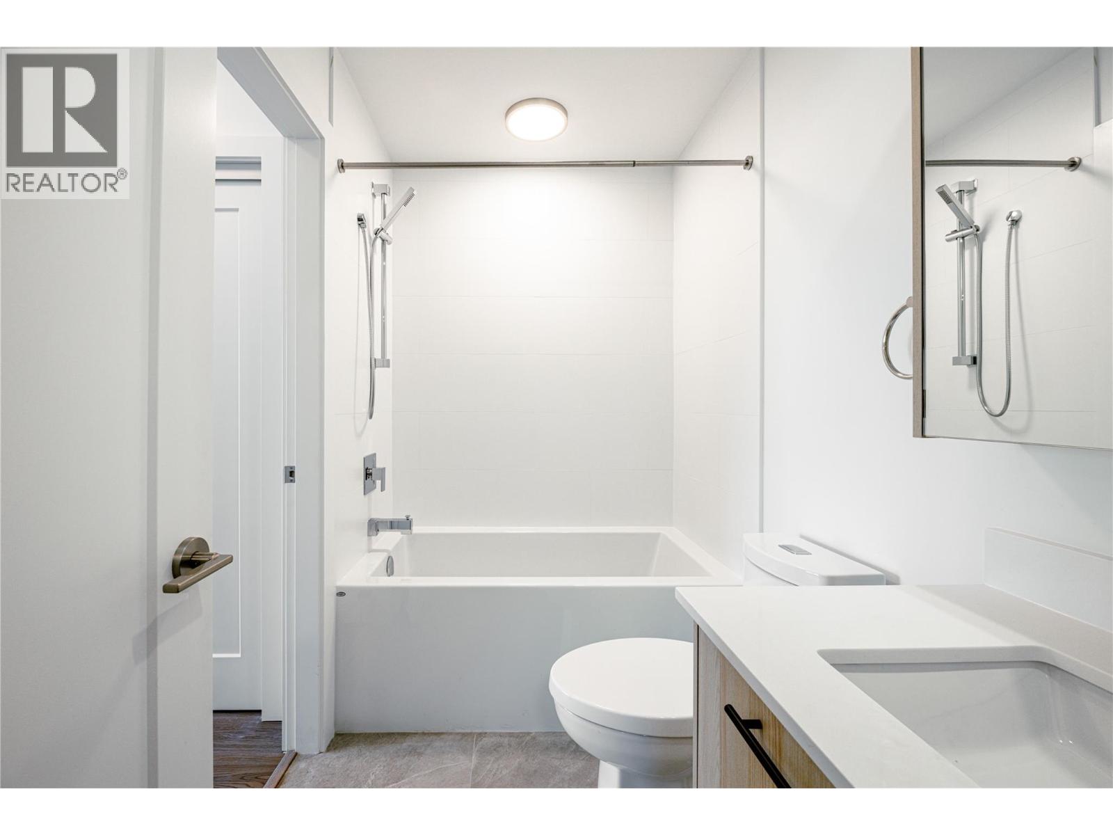 1380 Pridham Avenue Unit# 314