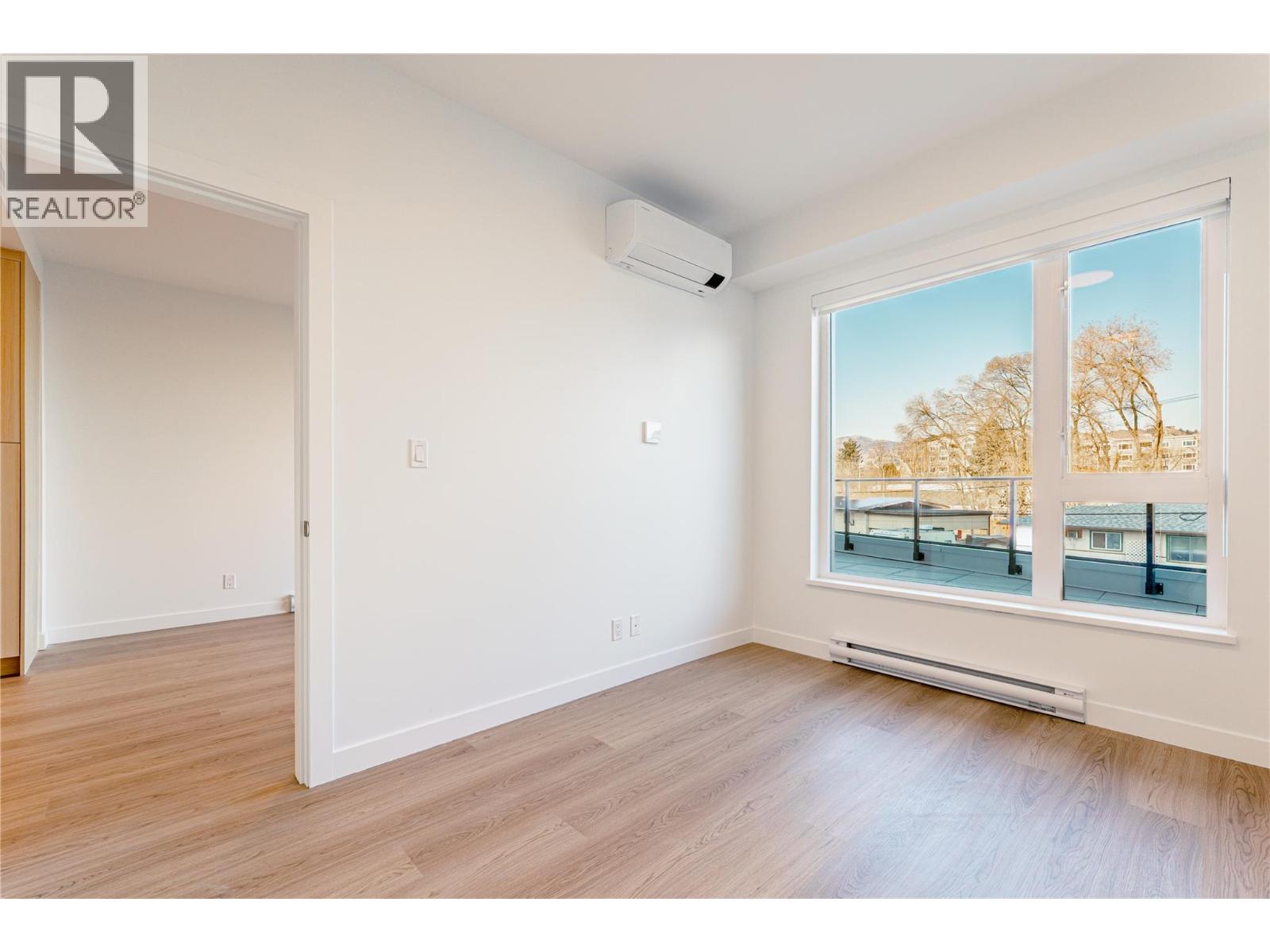 1380 Pridham Avenue Unit# 314