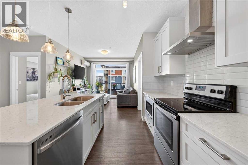 310, 10 Walgrove  SE