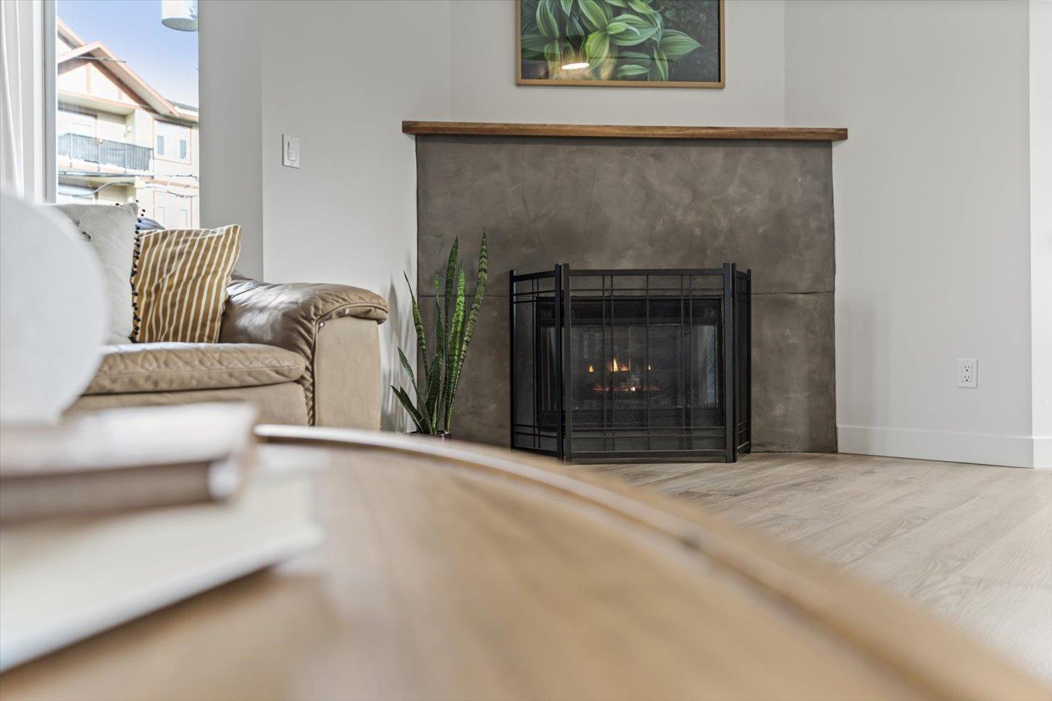 103 45604 BRETT AVENUE|Chilliwack Proper West