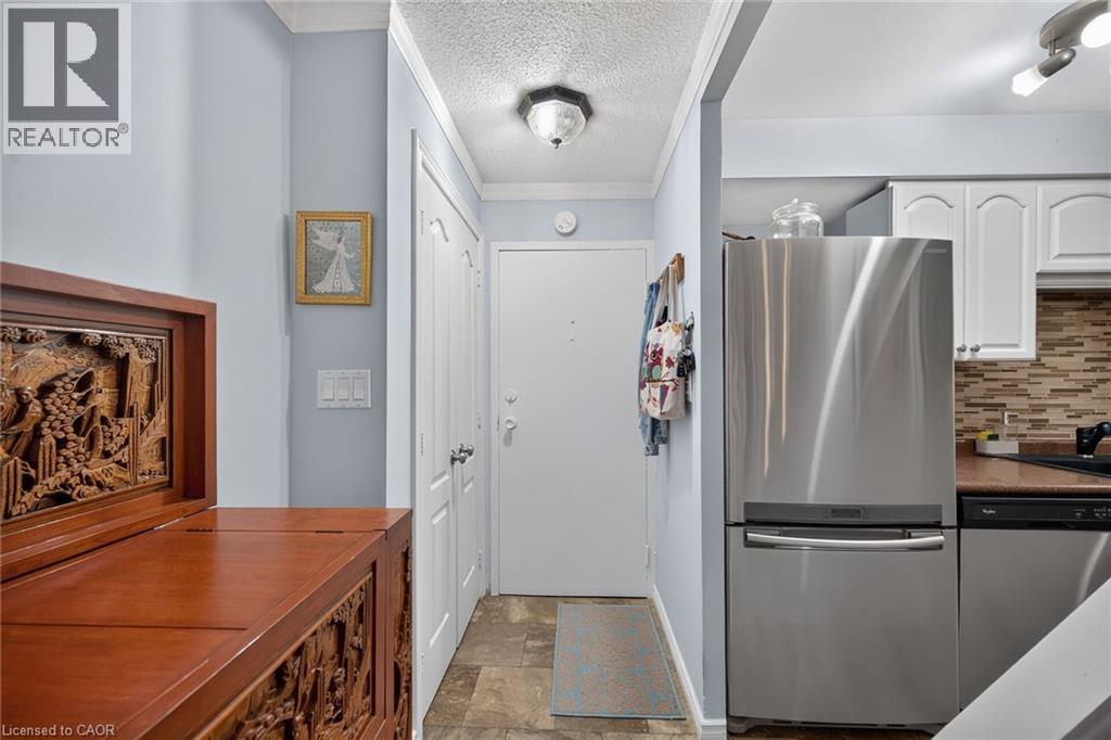 36 HAYHURST Road Unit# 109