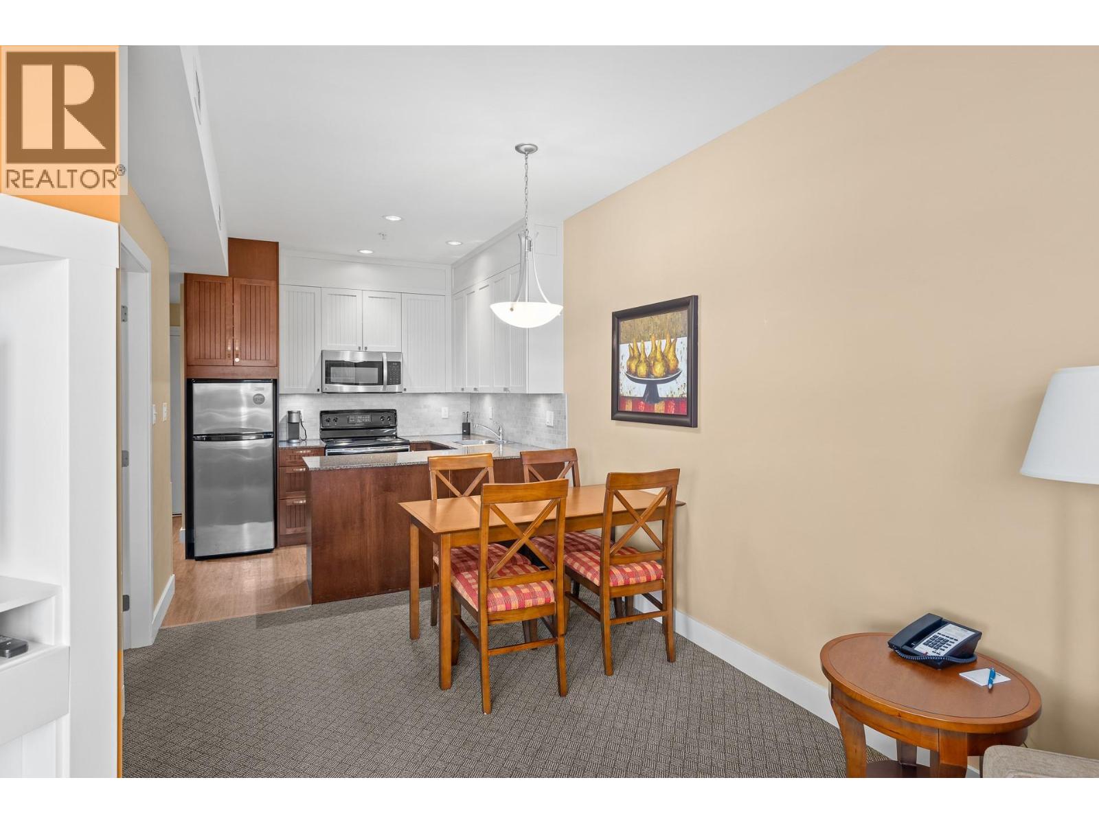 12811 LAKESHORE Drive Unit# 518