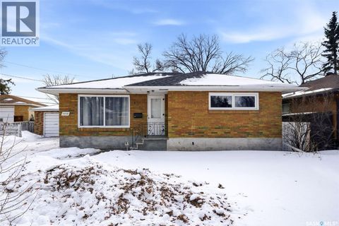 3213 Patricia AVENUE Regina SK S4R3V8