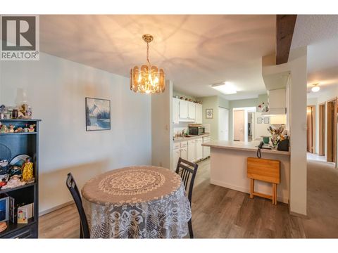 195 Warren Avenue W Unit# 406 Penticton BC V2A3N1