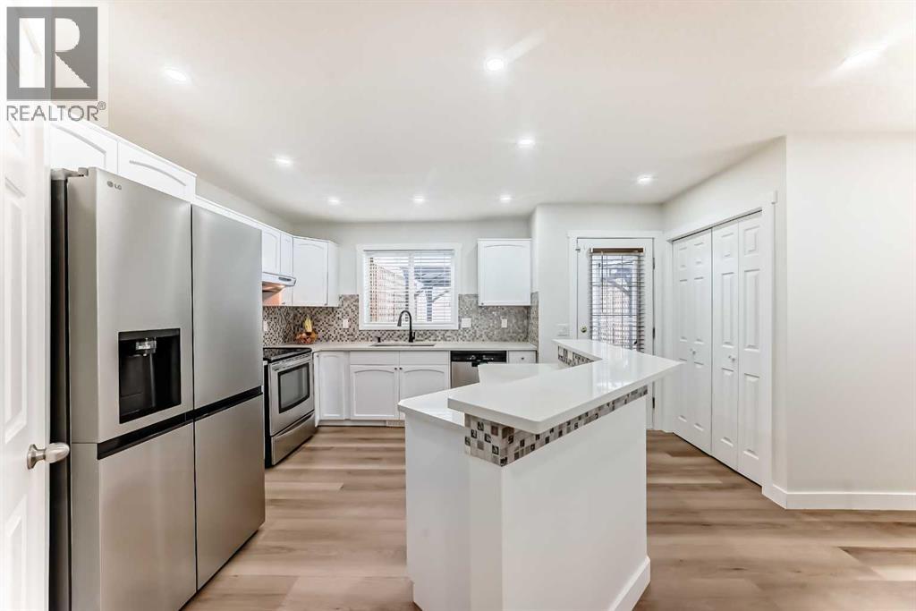 170 Country Hills Heights