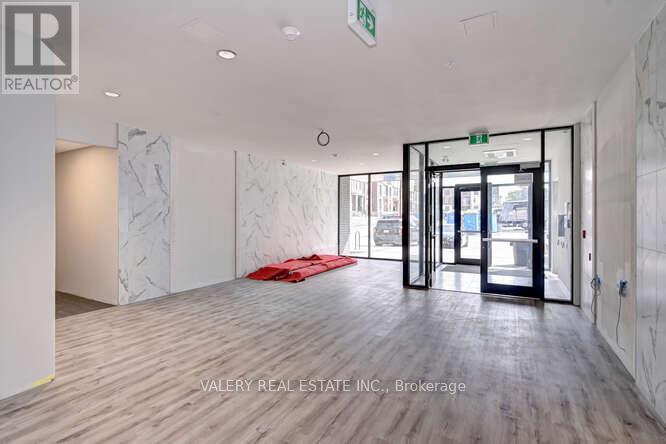 102 - 103 ROGER STREET