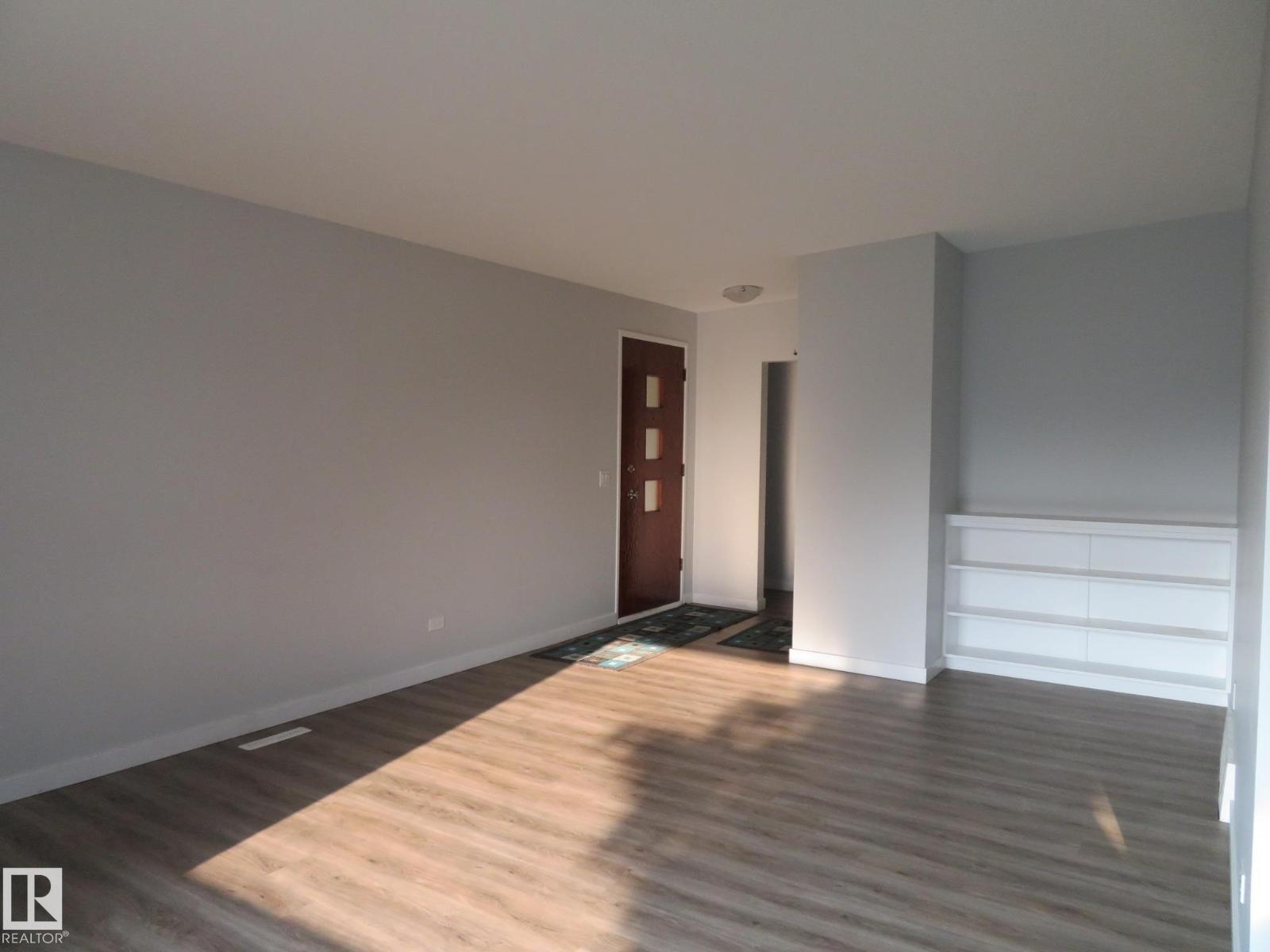 4707 117A ST NW