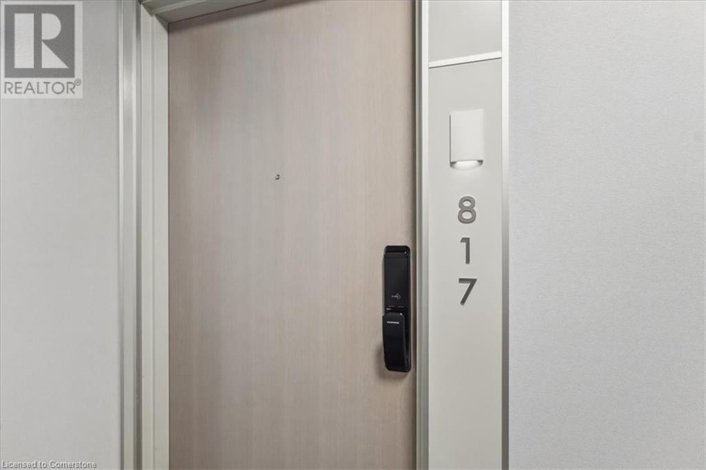 3200 DAKOTA Common Unit# B817