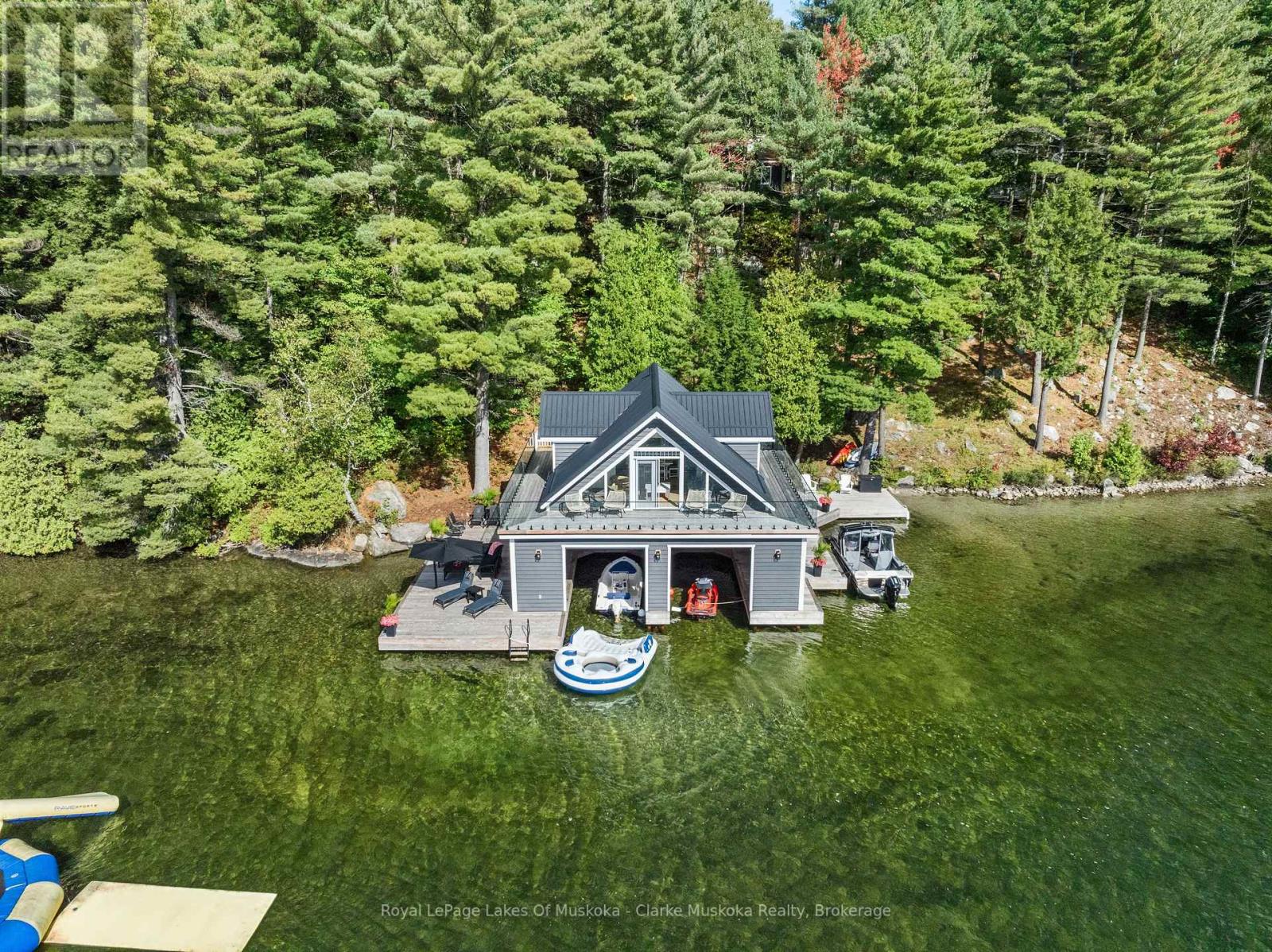 3 - 22 PLAYFAIR ISLAND