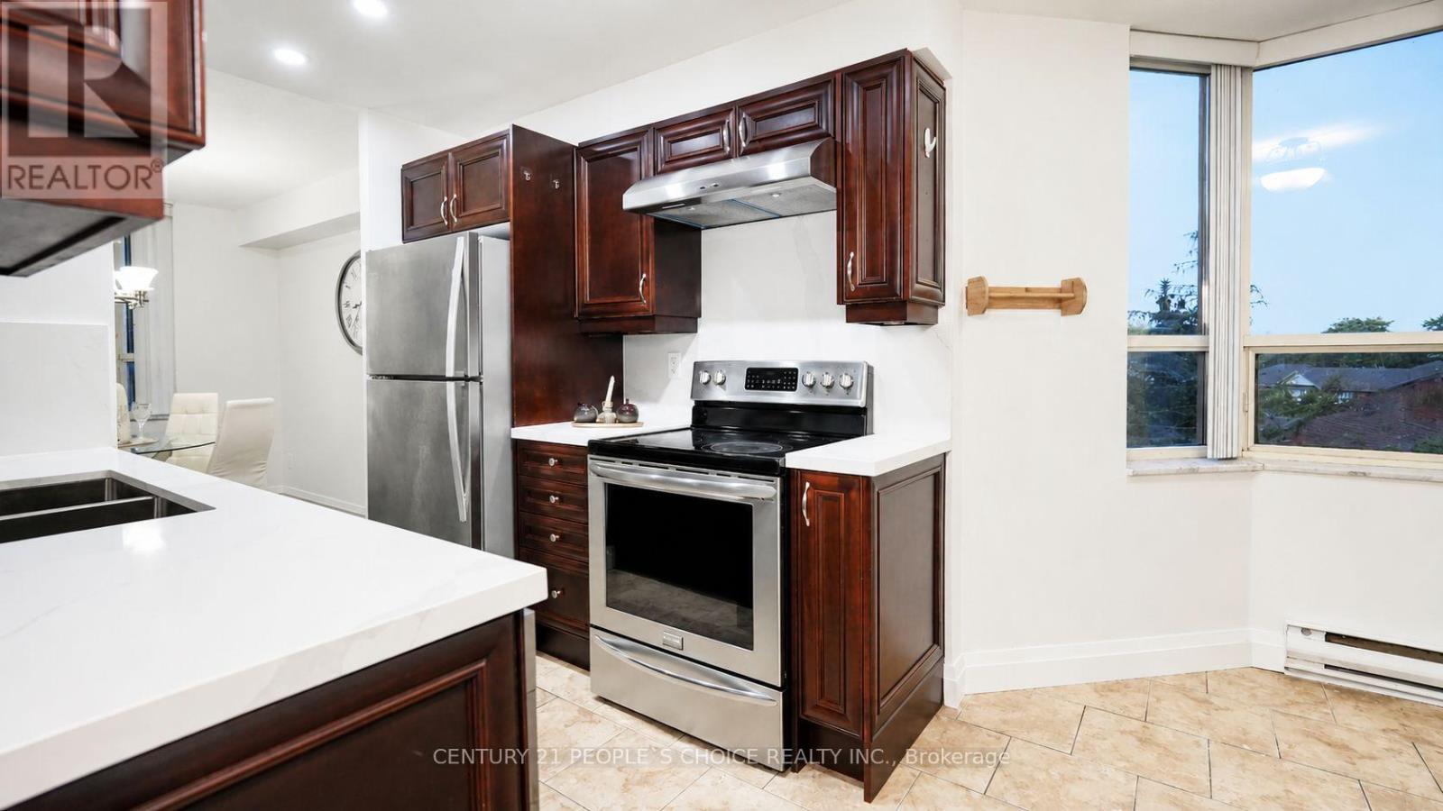 302 - 30 MALTA AVENUE