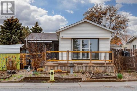 223 Huntwell Road NE Calgary AB T2K5V4
