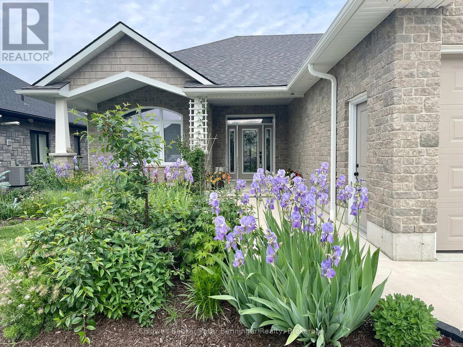 205 IRISHWOOD LANE