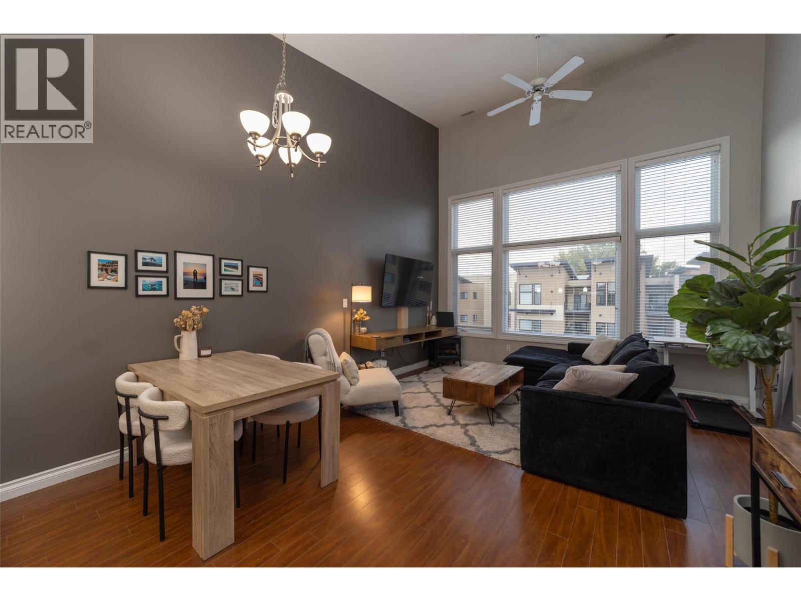 3313 Wilson Street Unit# 404