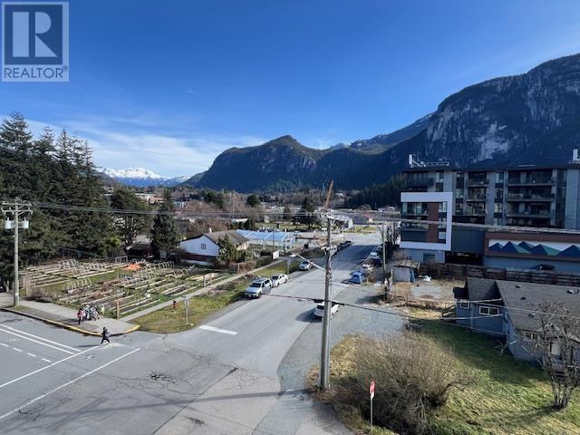 1358 1366 MAIN STREET