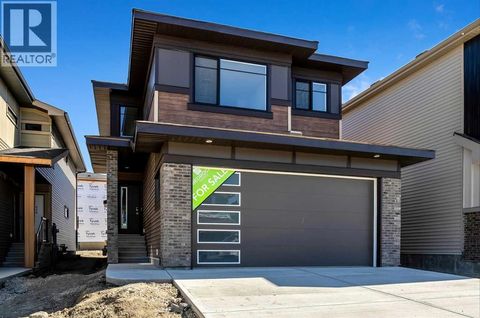 11 Heritage Link Cochrane AB T4C2J8