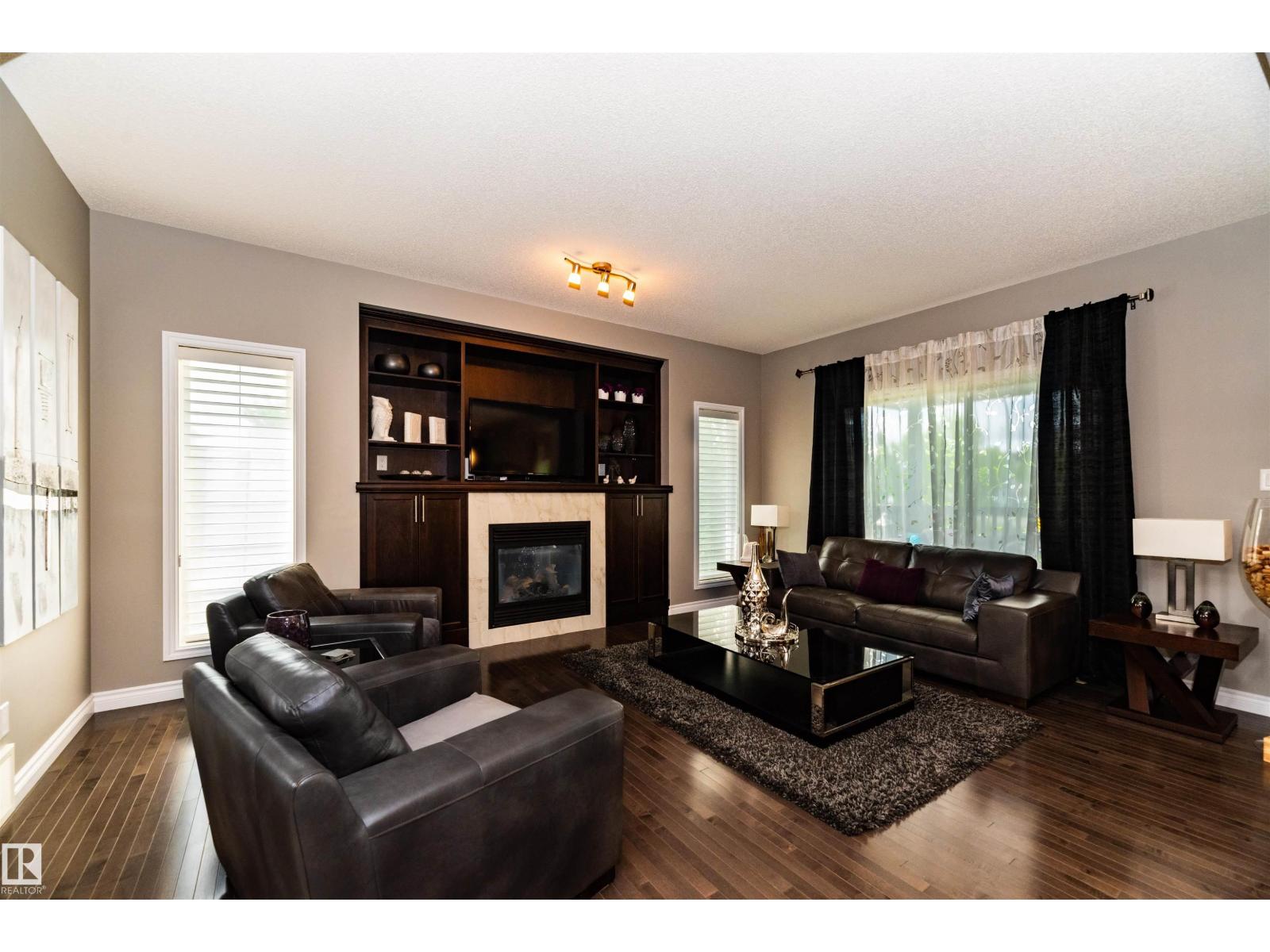 504 CRANDELL CT