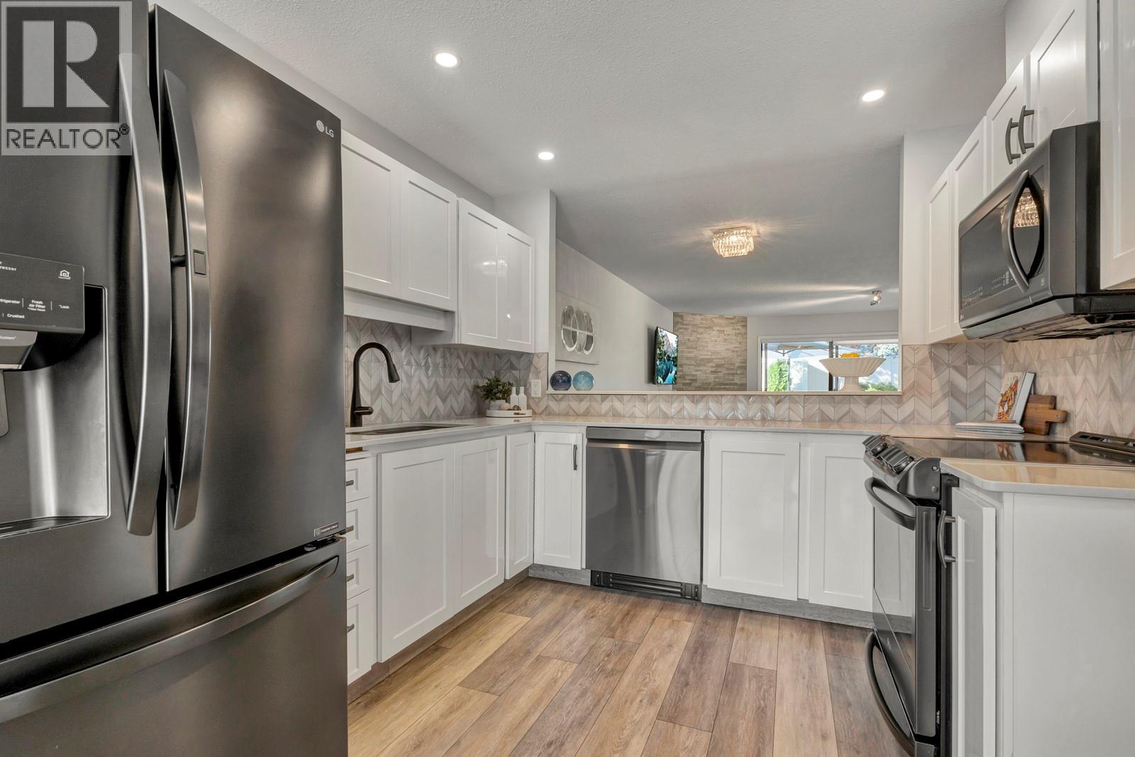 1765 Leckie Road Unit# 115