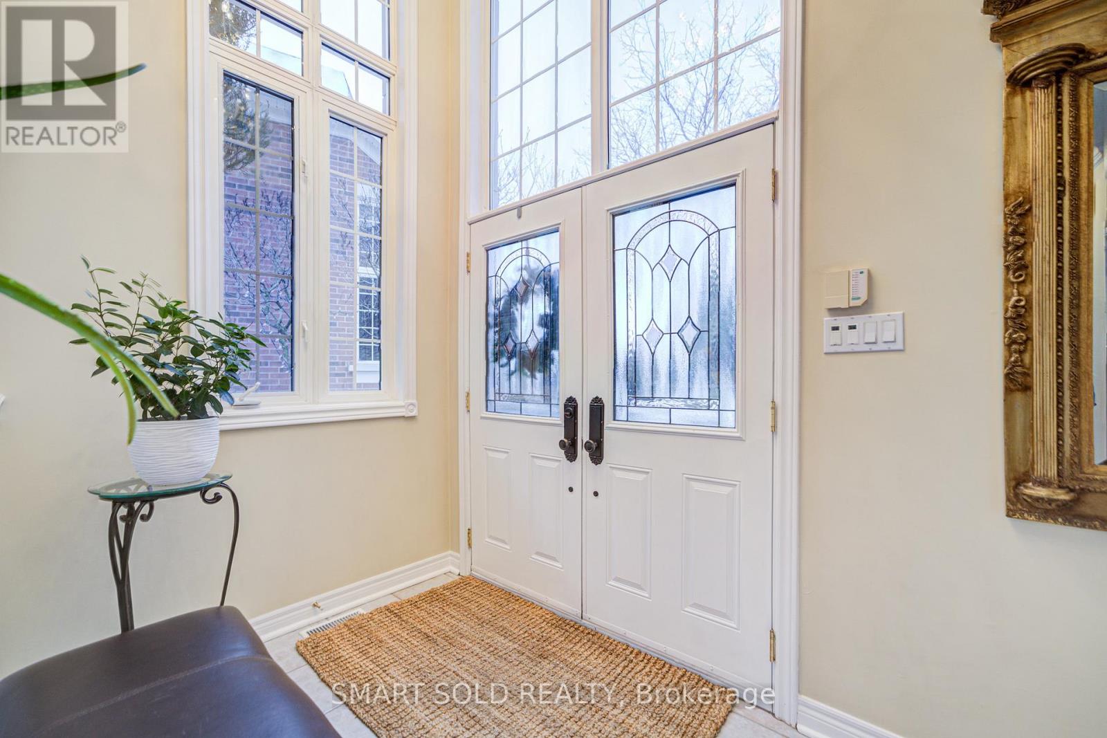 9 ALPINE CRESCENT