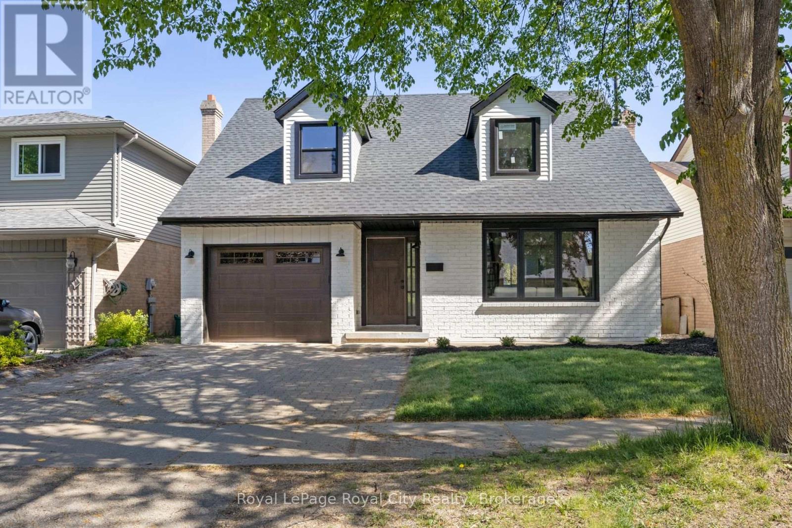 92 SCENIC WOOD CRESCENT