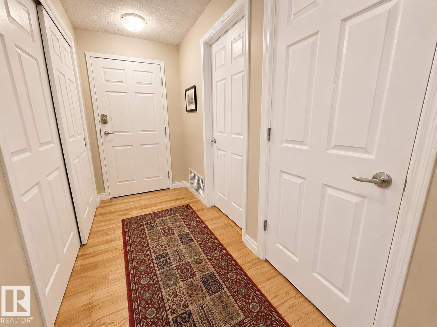 #301 9803 96A ST NW