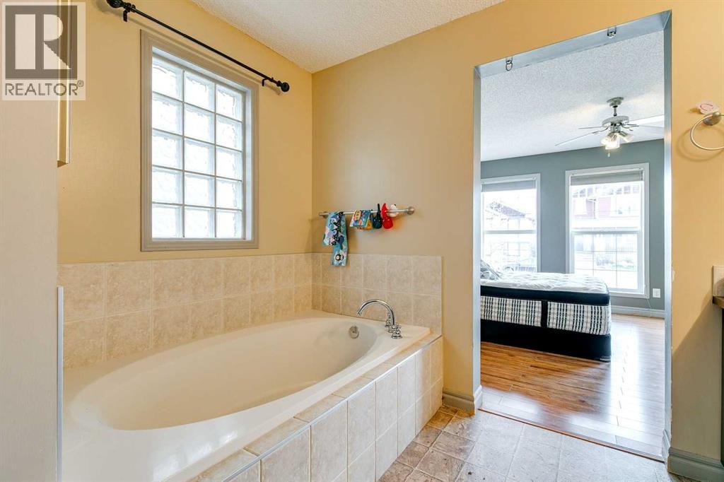 79 Prestwick Street SE