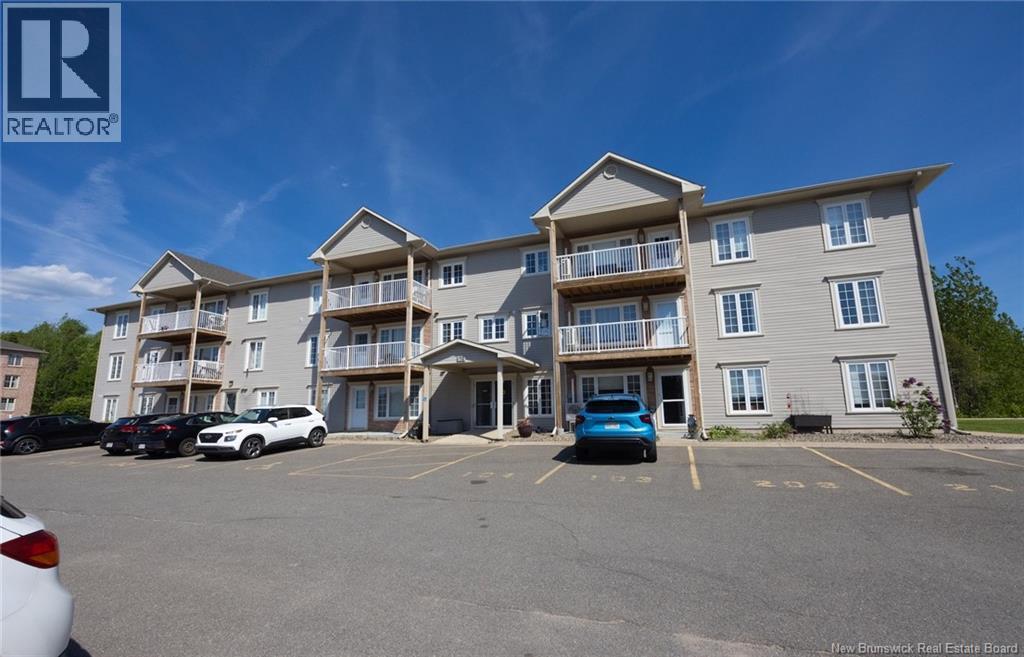 Photo 1 of 15 — 170 Valcour Drive Unit# 209, Fredericton, NB E3C0C9