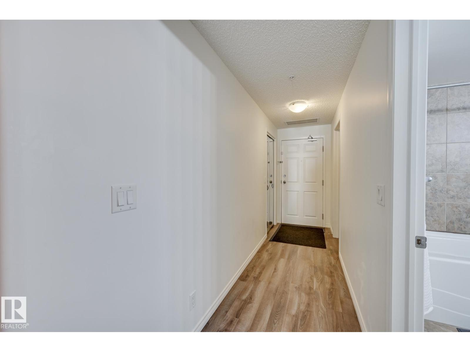 #407 10303 111 ST NW