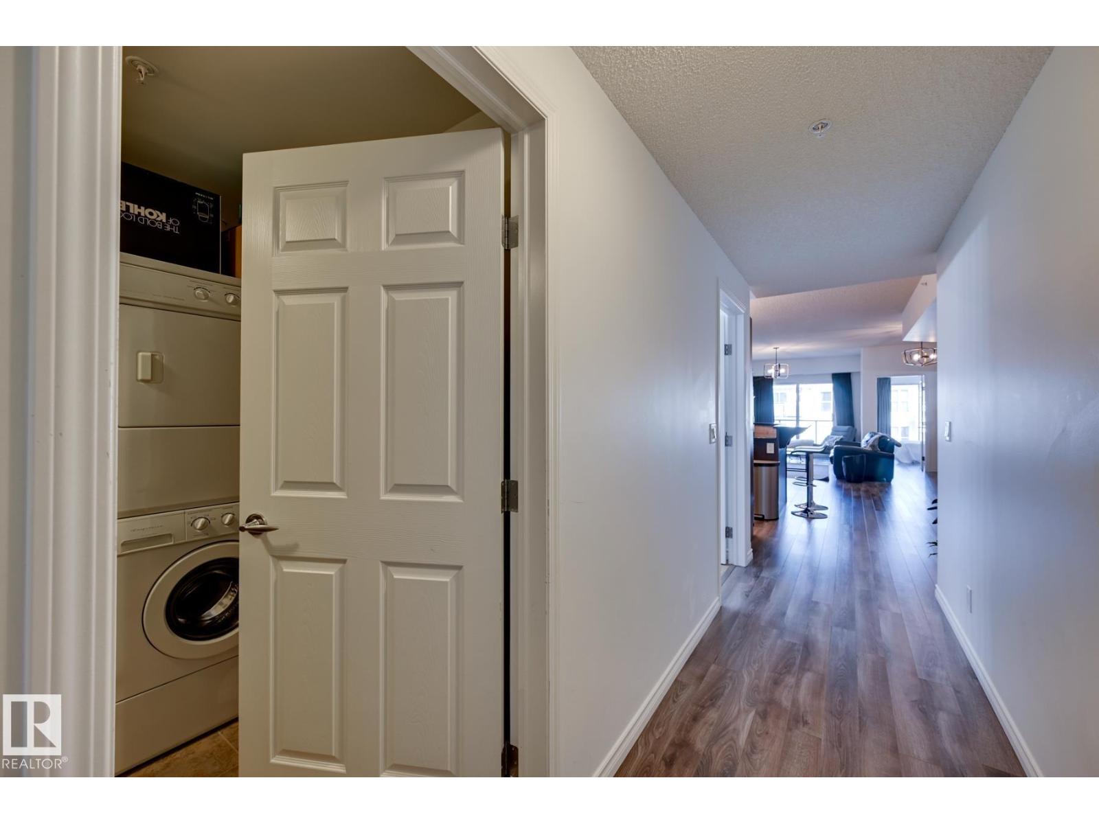 #407 10303 111 ST NW