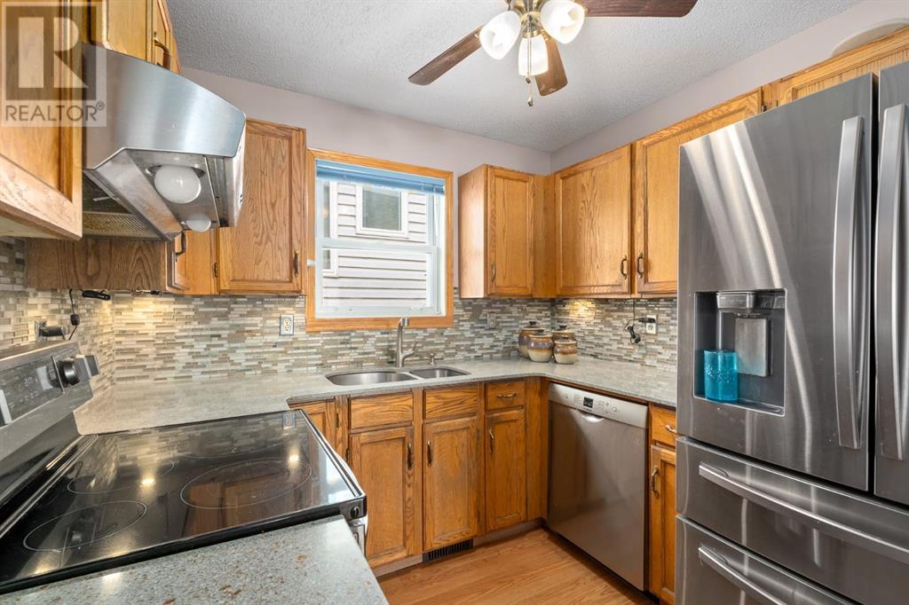 272 Erin Woods Drive SE