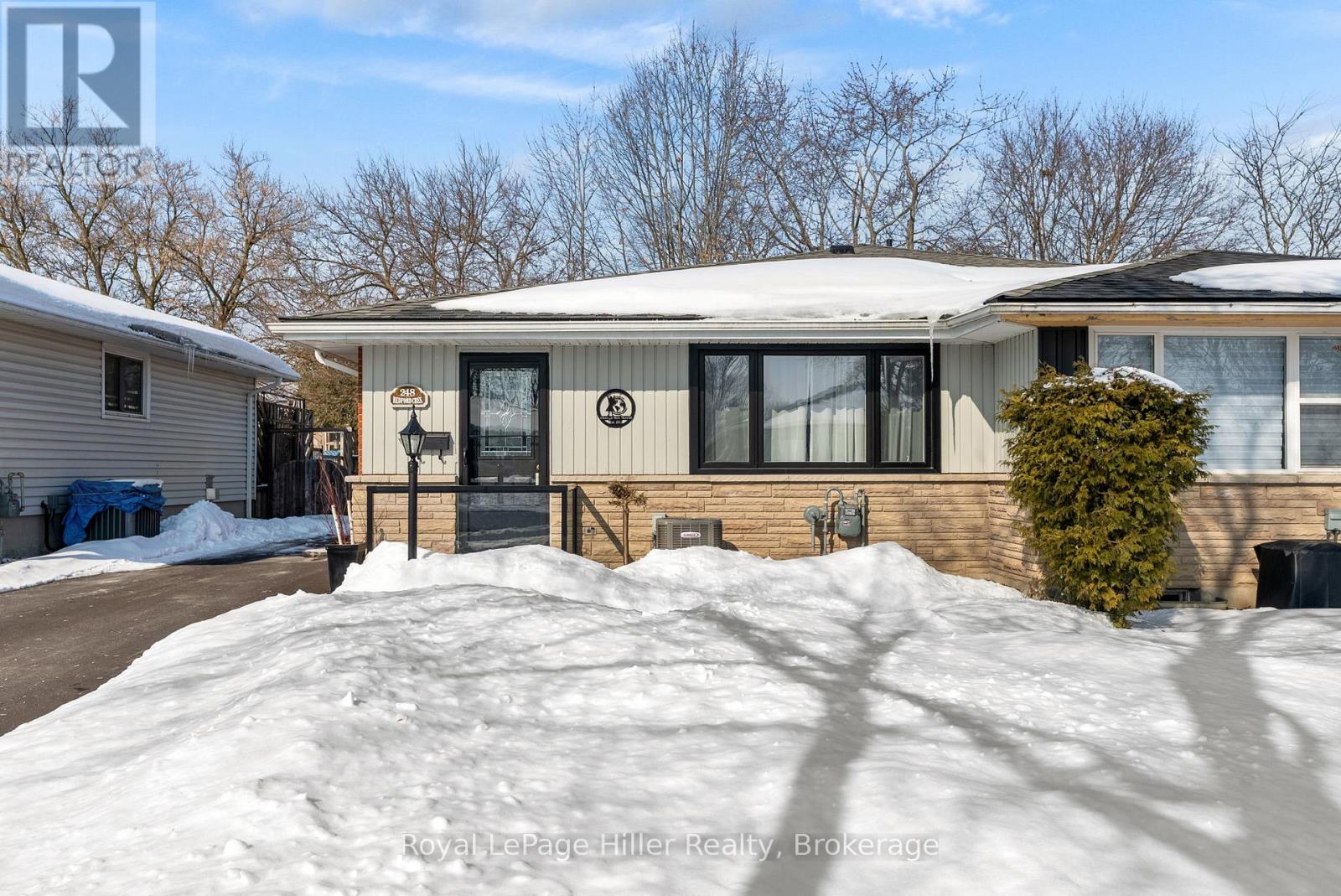 248 REDFORD CRESCENT