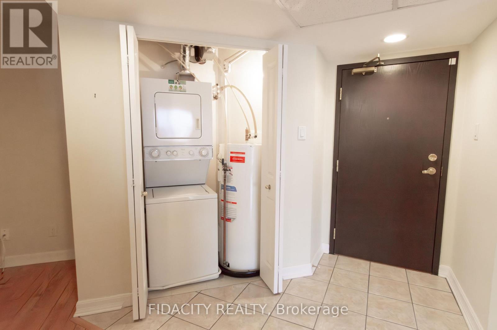 6E - 310 CENTRAL PARK DRIVE