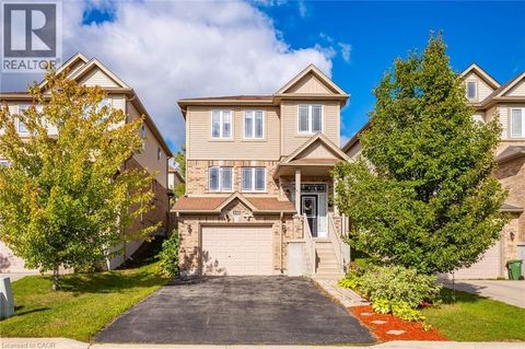 110 OAKES Crescent Guelph ON N1E0J5