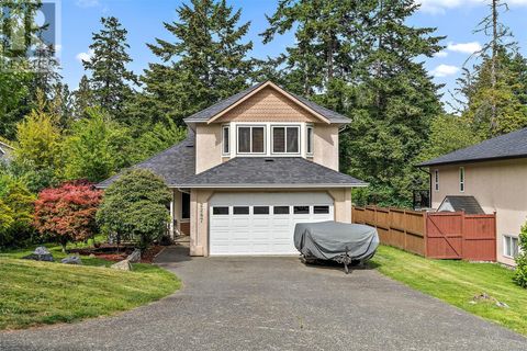2287 Meadow Vale Dr View Royal BC V9B6J2
