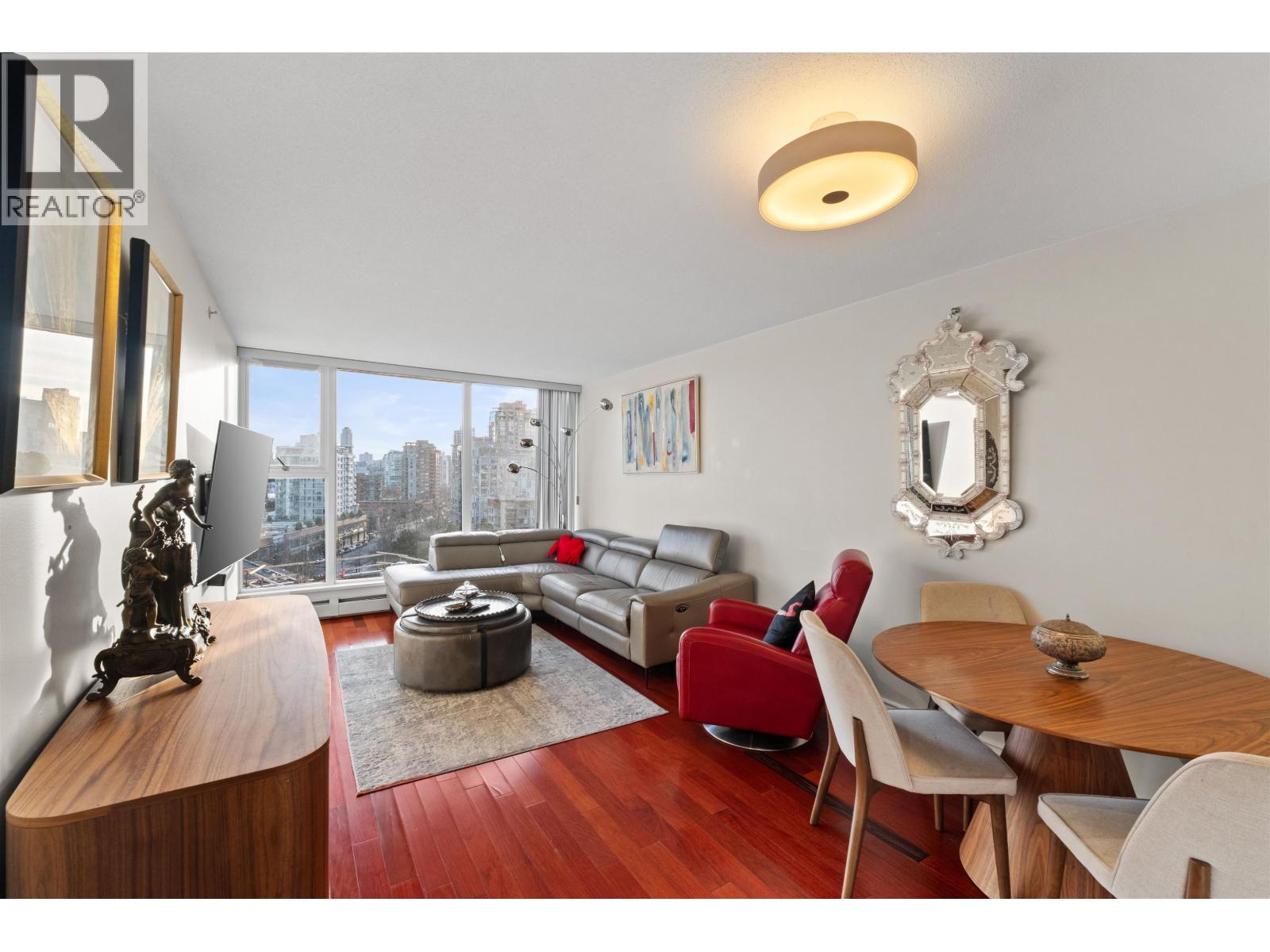 1507 1008 CAMBIE STREET