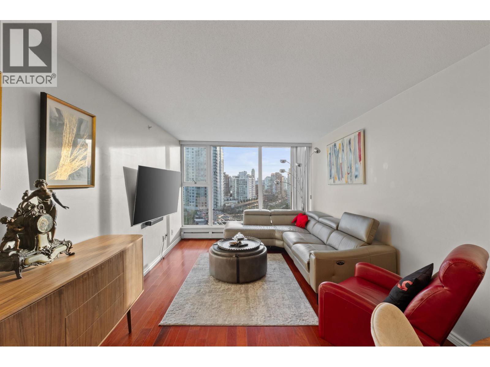 1507 1008 CAMBIE STREET