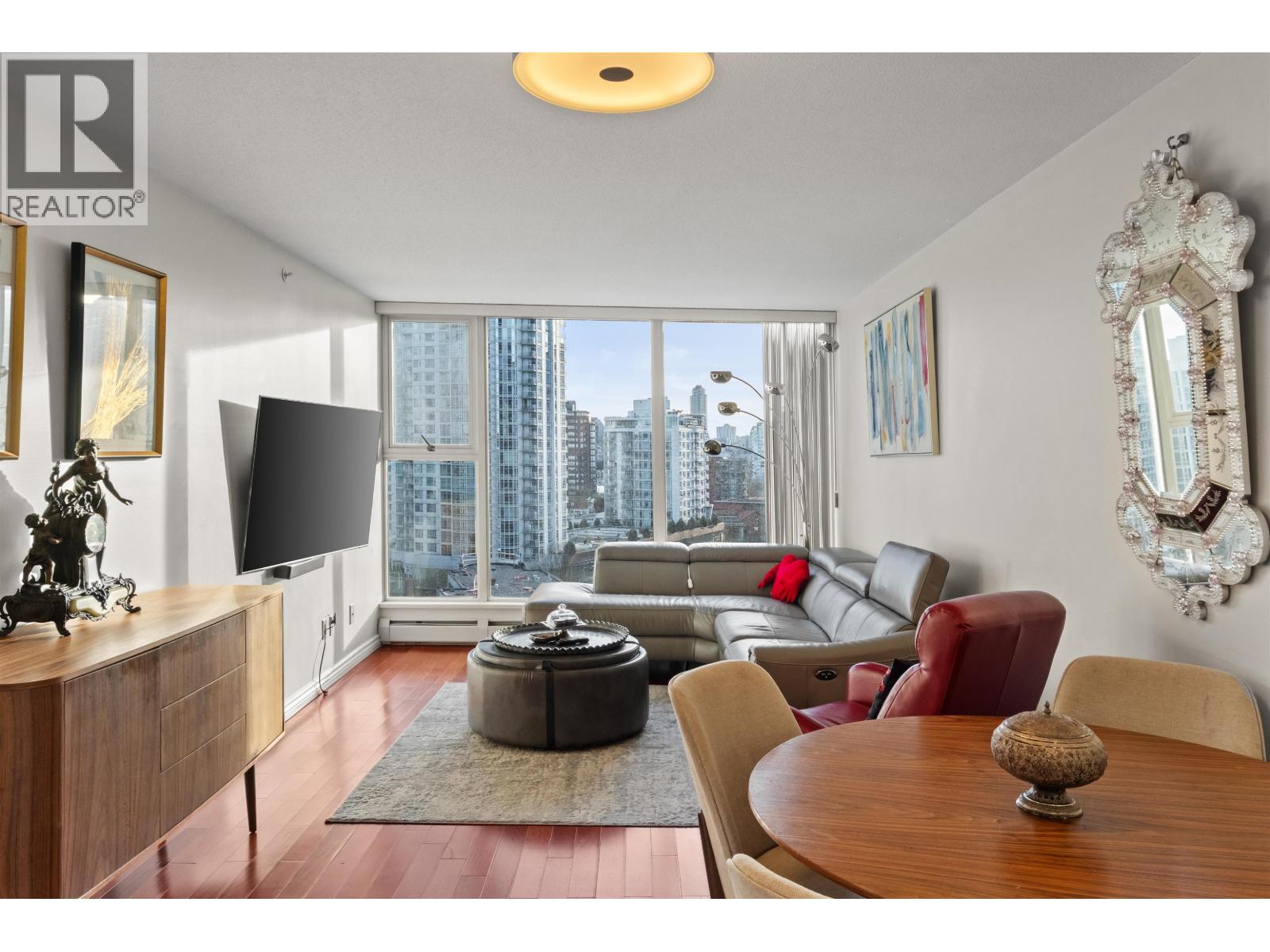 1507 1008 CAMBIE STREET