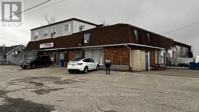 Photo 1 of 38 — 9195 TALBOT TRAIL W, Chatham-Kent (Blenheim), ON N0P1A0