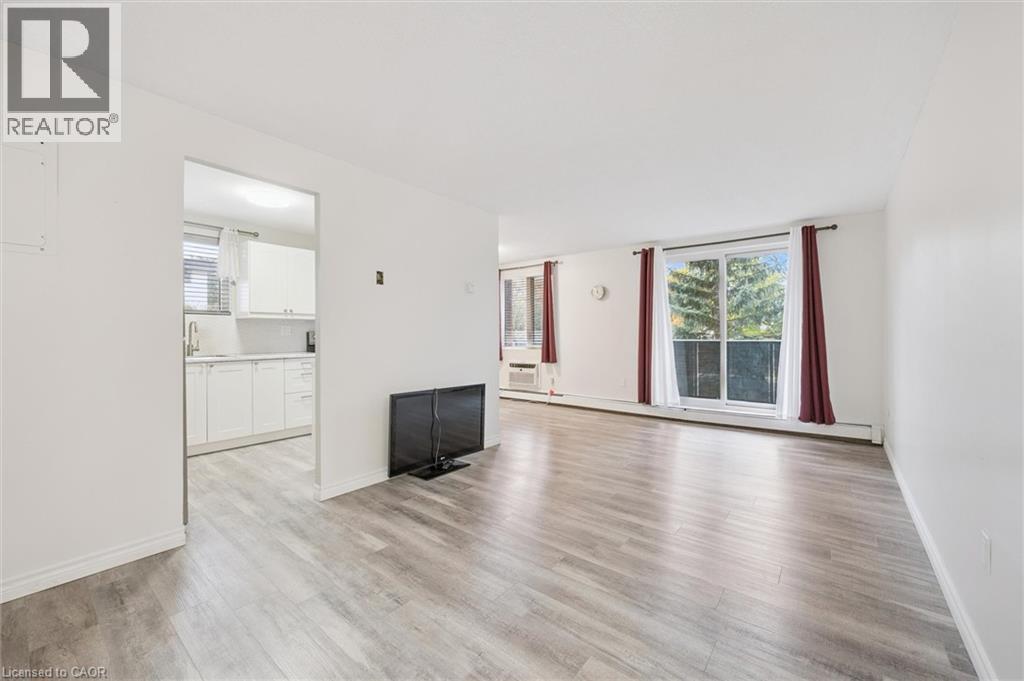 279 CHANDLER Drive Unit# 210