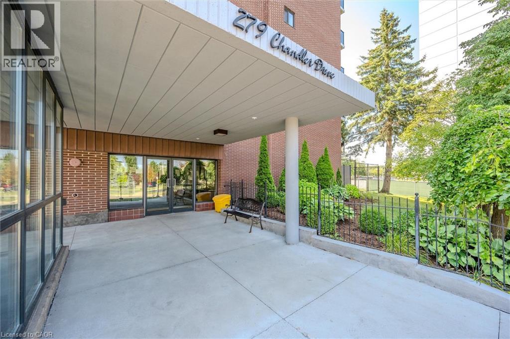 279 CHANDLER Drive Unit# 210
